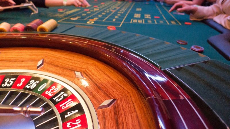 Jouer dans un casino en ligne ou en réel